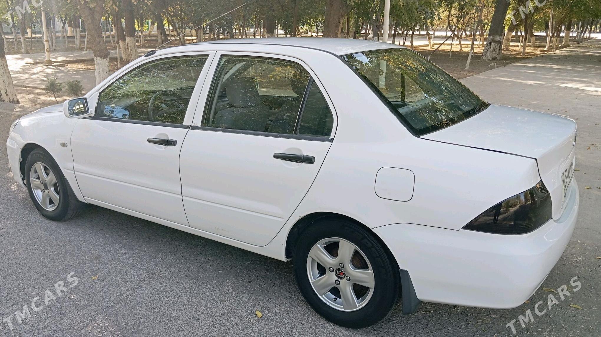 Mitsubishi Lanser 2005 - 85 000 TMT - Кëши - img 2