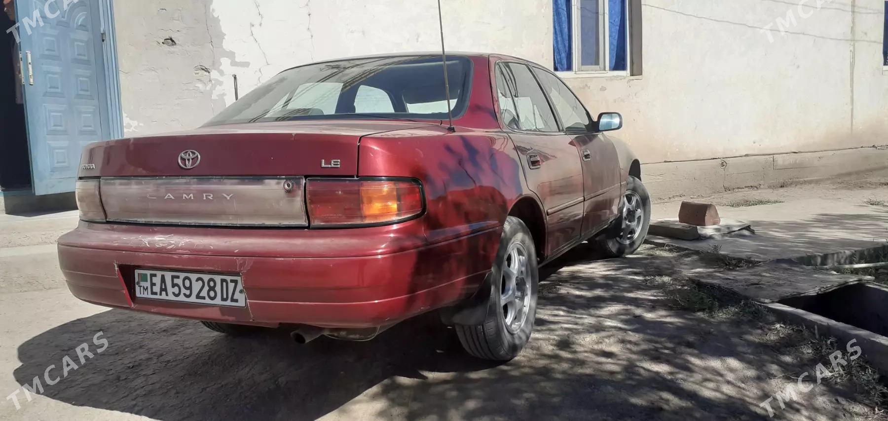 Toyota Camry 1994 - 93 000 TMT - Köneürgenç - img 3