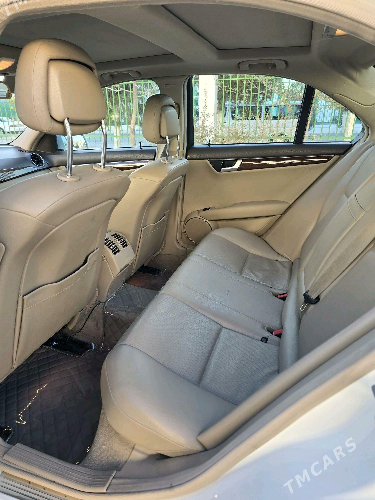 Mercedes-Benz C350 2012 - 234 000 TMT - Aşgabat - img 9