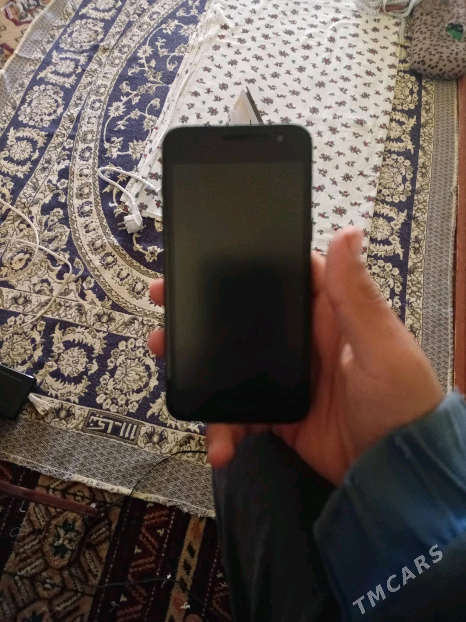 samsung j2 core - Gurbansoltan Eje - img 2