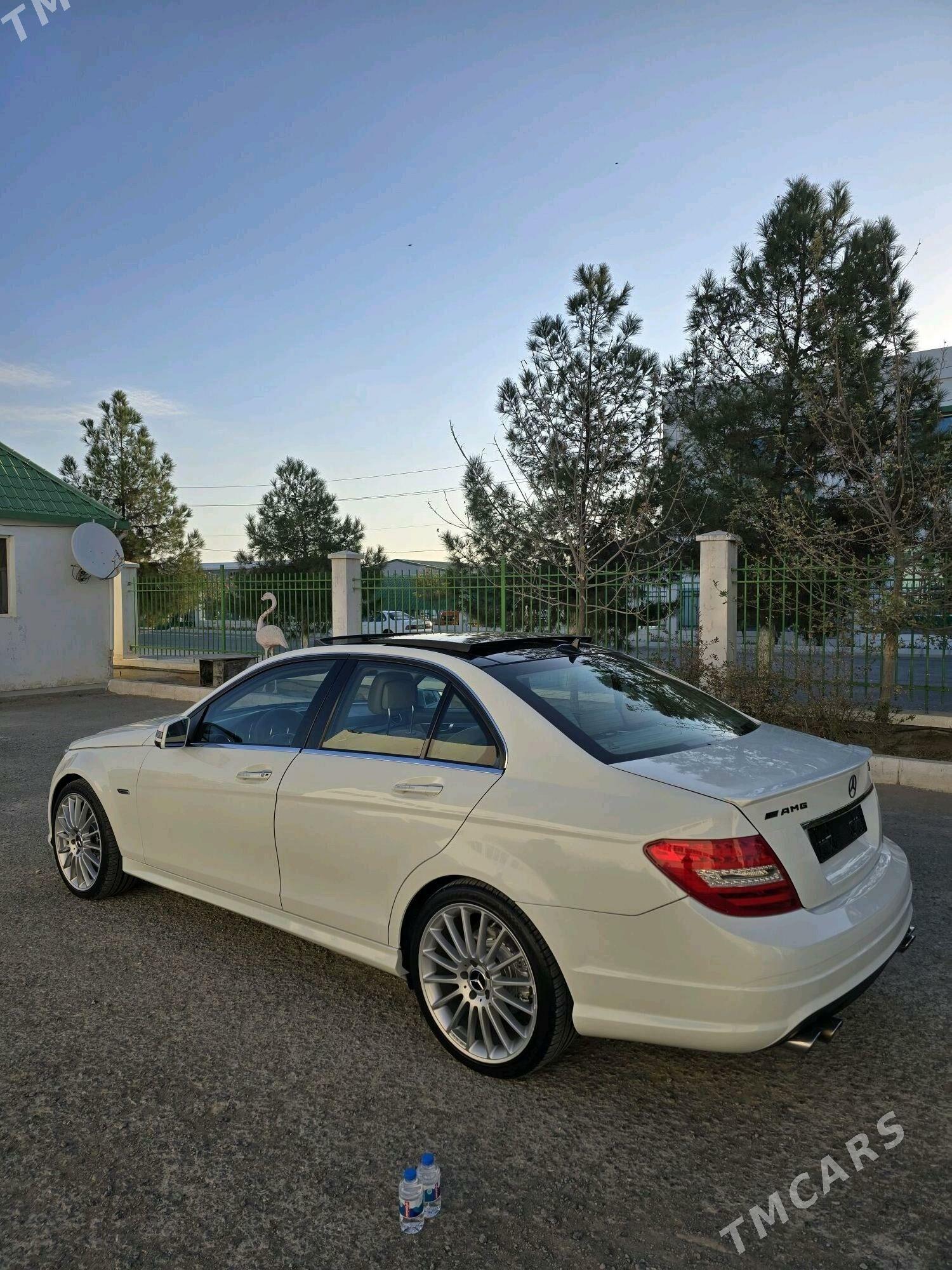 Mercedes-Benz C350 2012 - 234 000 TMT - Aşgabat - img 4