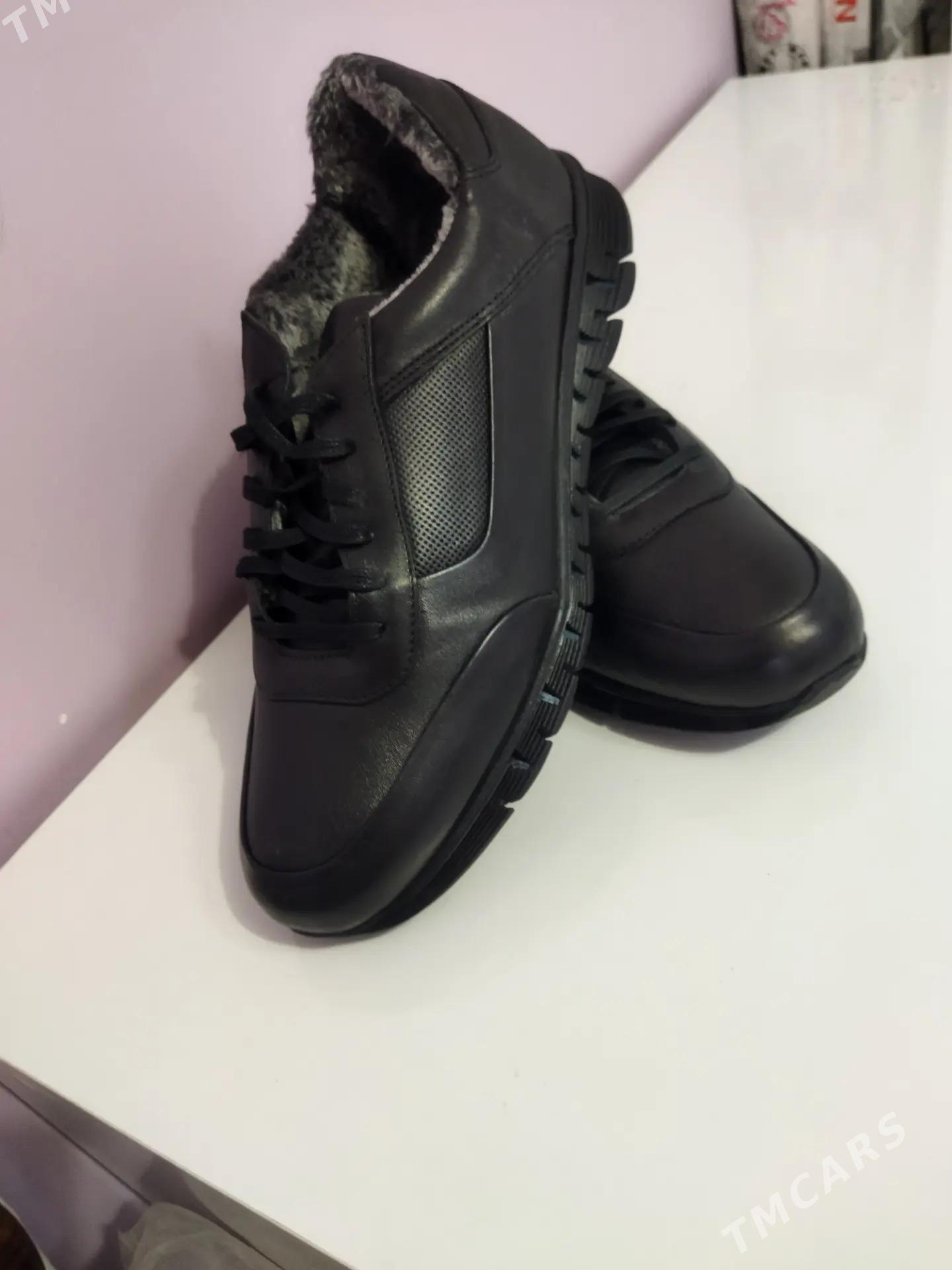 mujuskoy zimni obuf - Türkmenabat - img 2