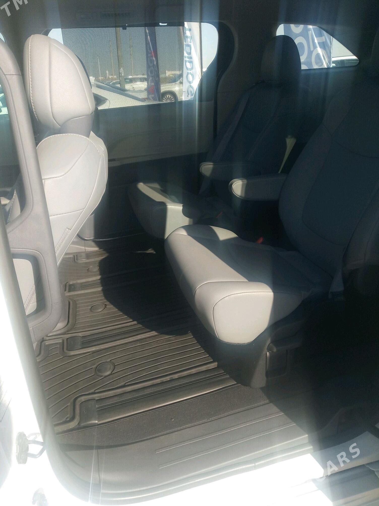 Toyota Sienna 2021 - 475 000 TMT - Aşgabat - img 5