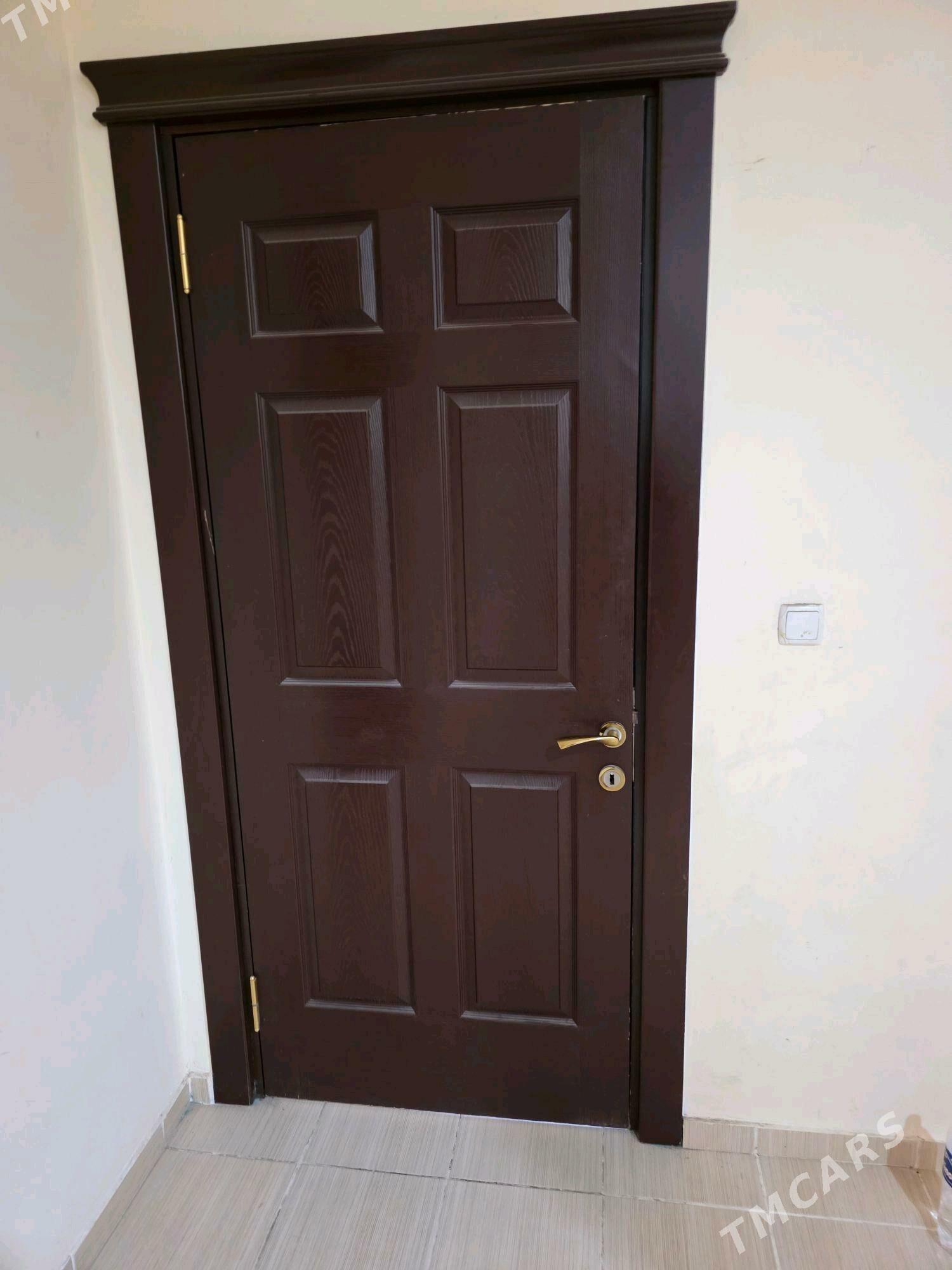 elitnin gapylary - Aşgabat - img 1