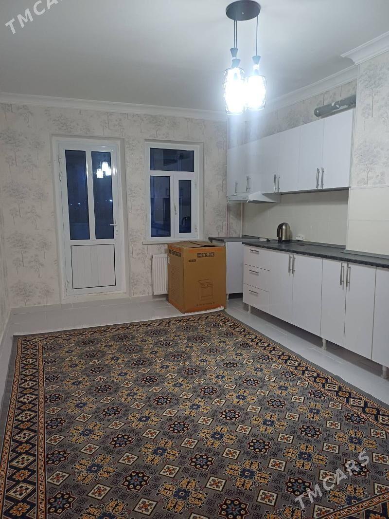 4 комнат 2 этаж 40 дом - Туркменабат - img 7