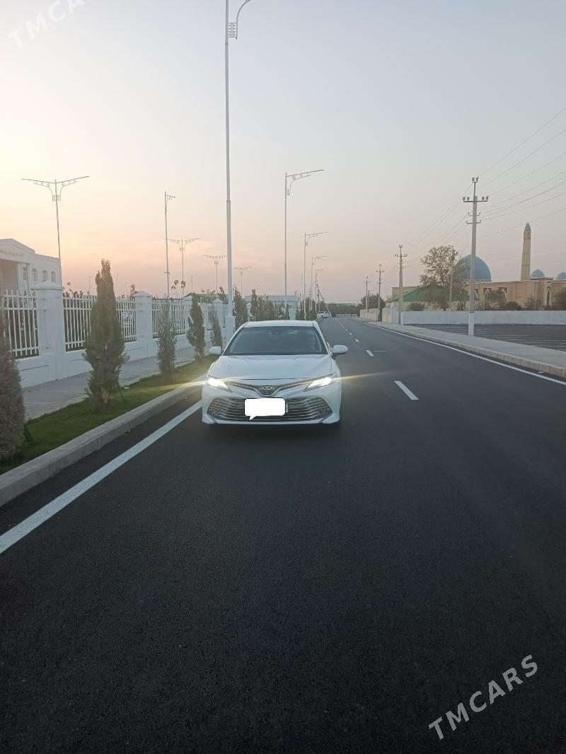 Toyota Camry 2020 - 255 000 TMT - Aşgabat - img 1