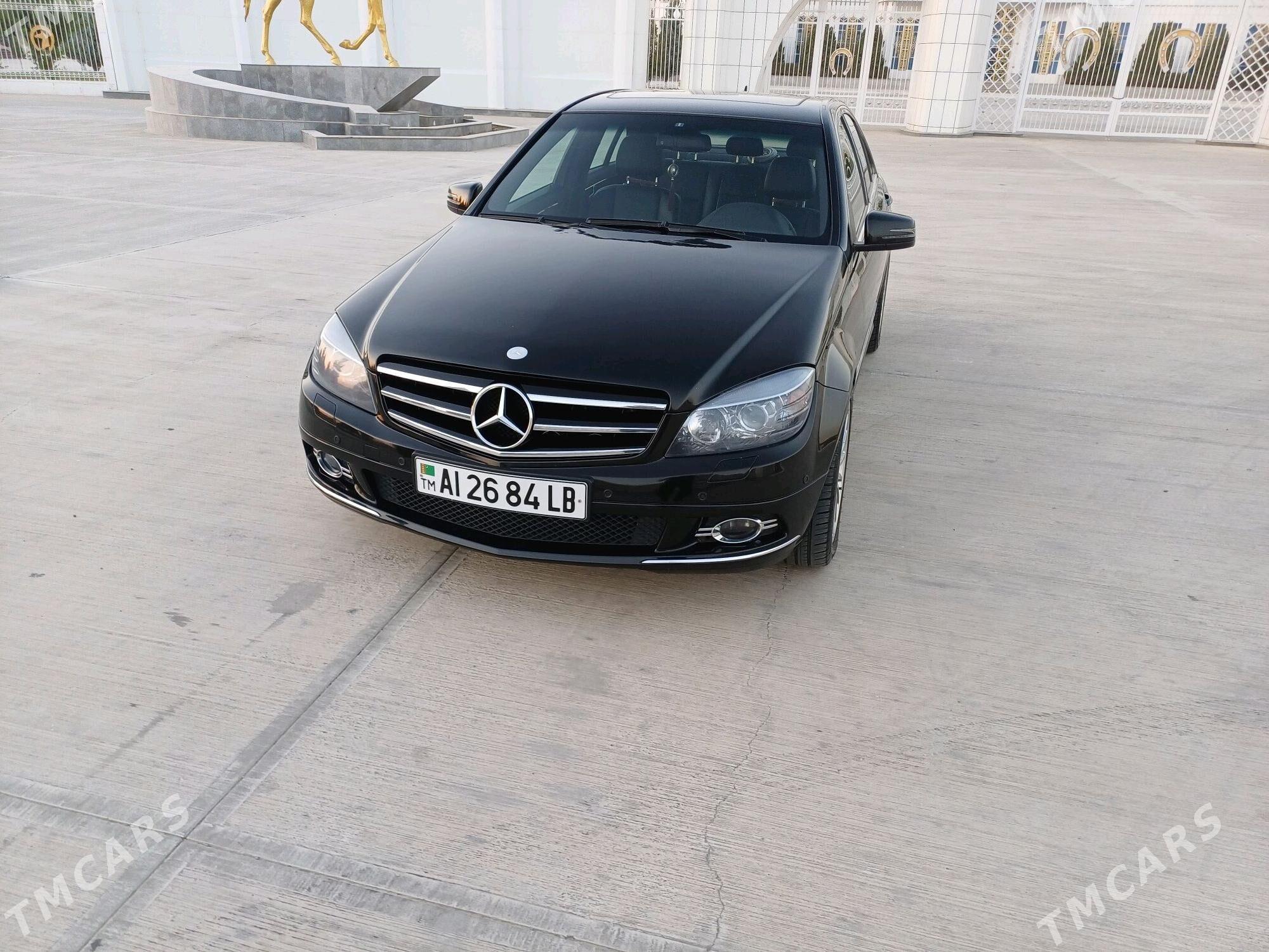 Mercedes-Benz C300 2010 - 150 000 TMT - Туркменабат - img 1