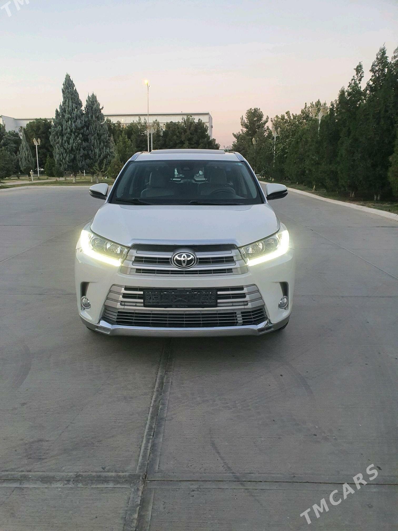Toyota Highlander 2018 - 500 000 TMT - Mary - img 4