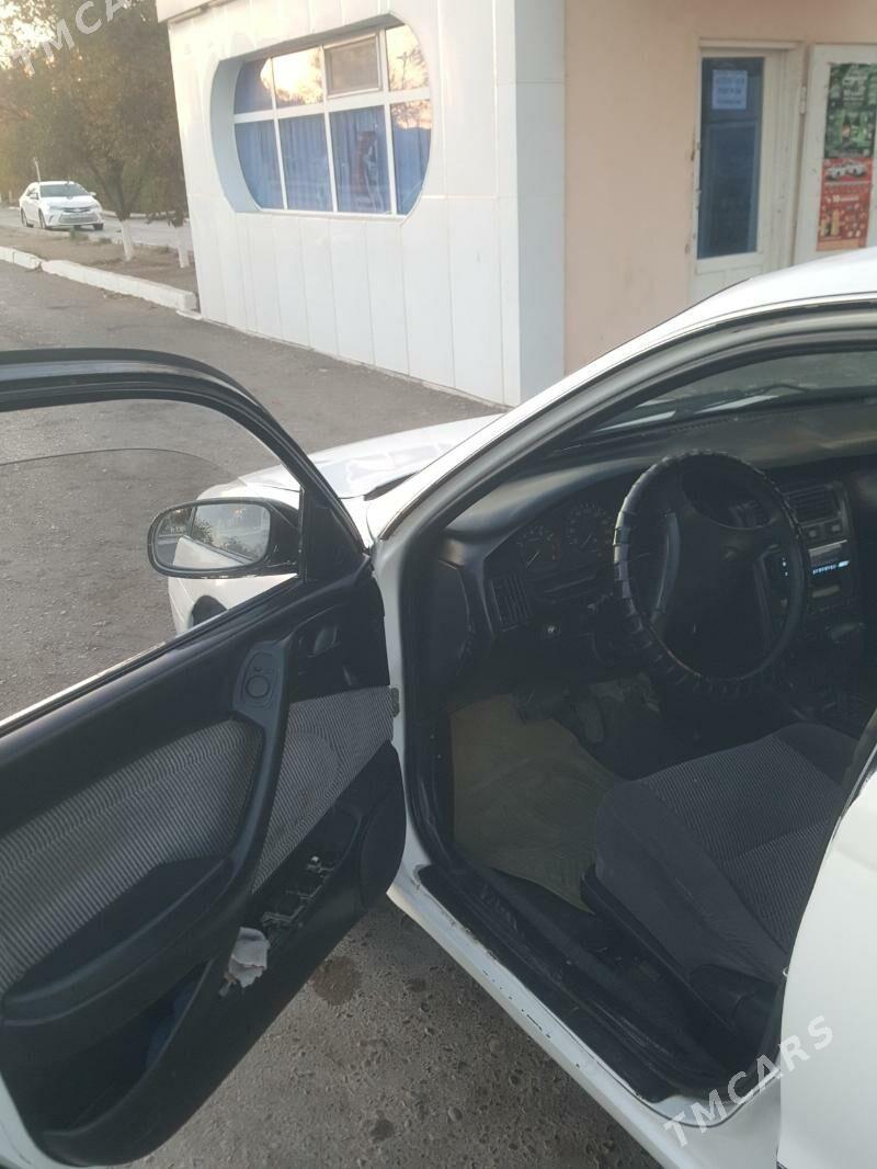 Toyota Corona 1993 - 45 000 TMT - Seýdi - img 2