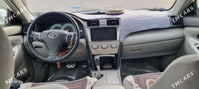Toyota Camry 2010 - 190 000 TMT - Анев - img 1
