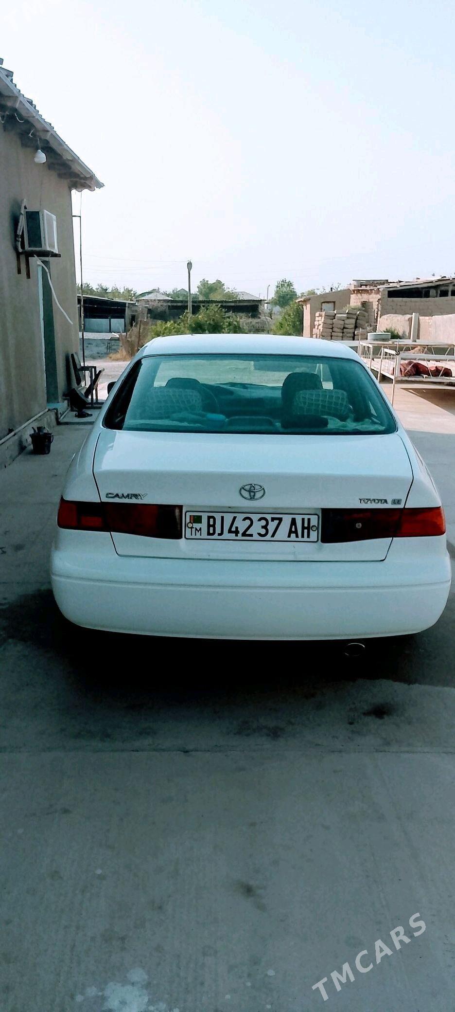 Toyota Camry 2001 - 140 000 TMT - Kaka - img 7