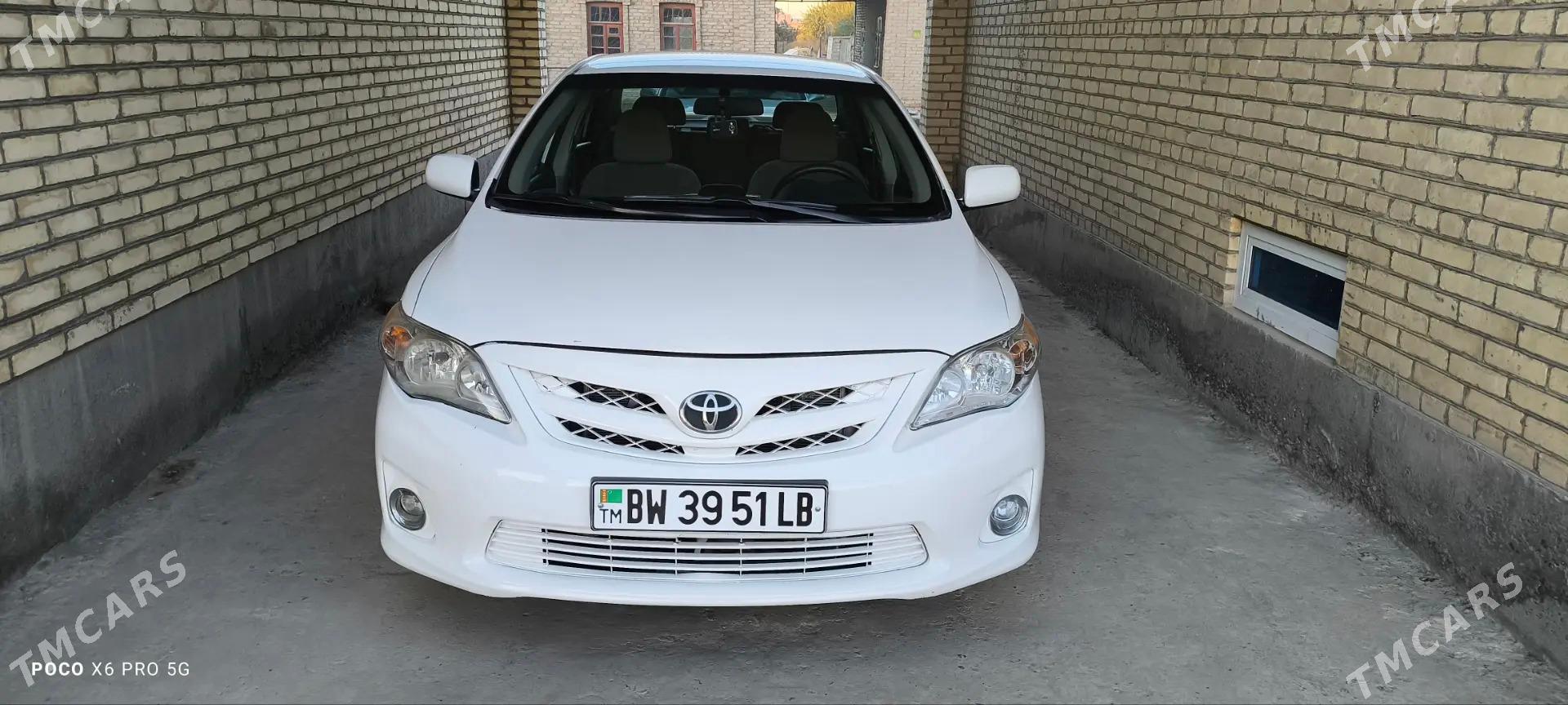 Toyota Corolla 2013 - 160 000 TMT - Türkmenabat - img 1