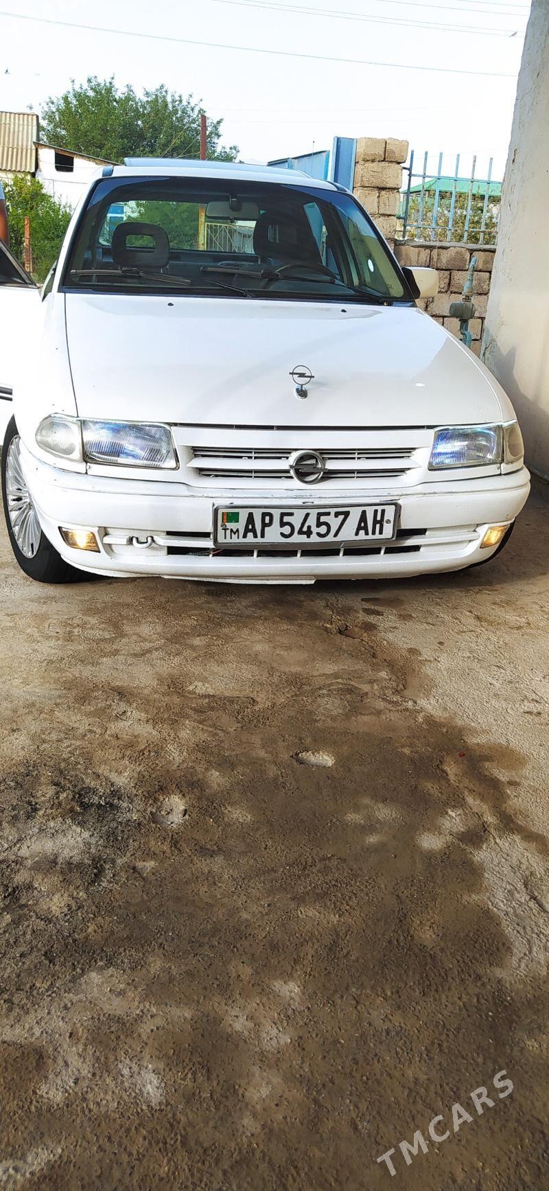 Opel Astra 1992 - 45 000 TMT - Ýaşlyk - img 5