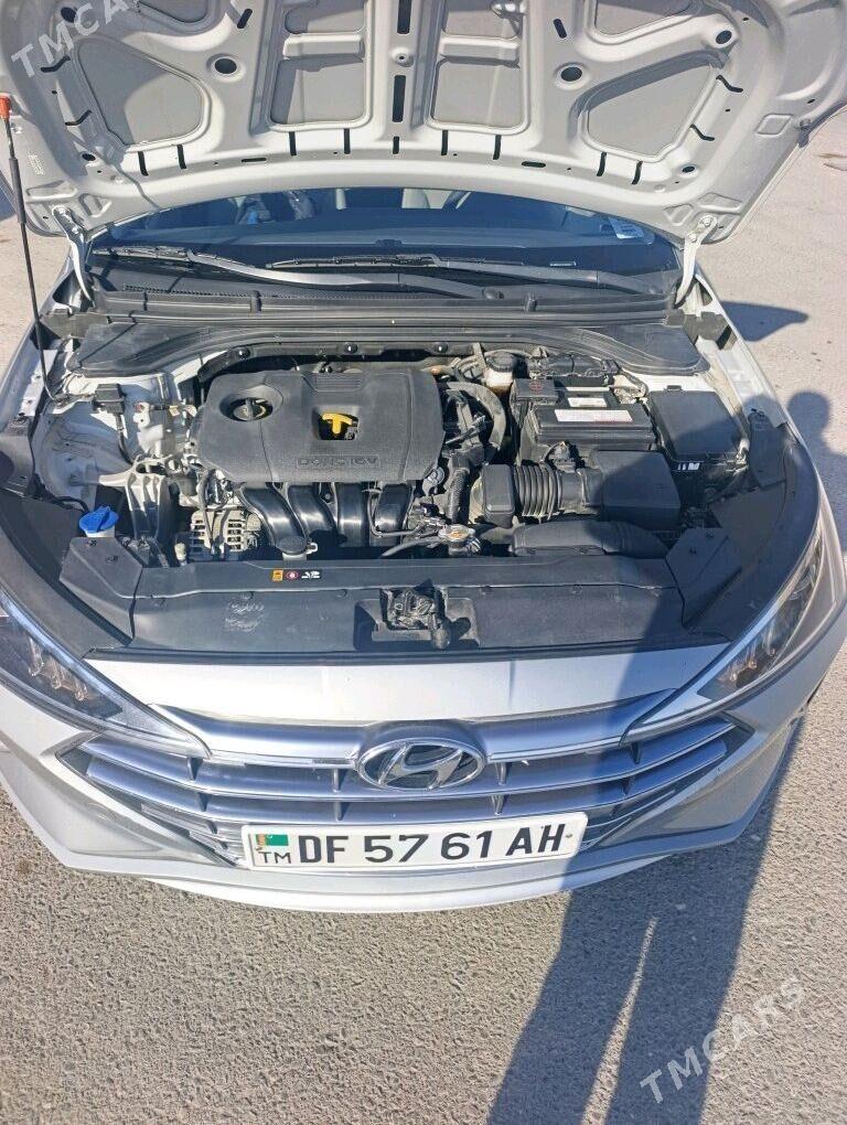 Hyundai Elantra 2020 - 235 000 TMT - Büzmeýin - img 8