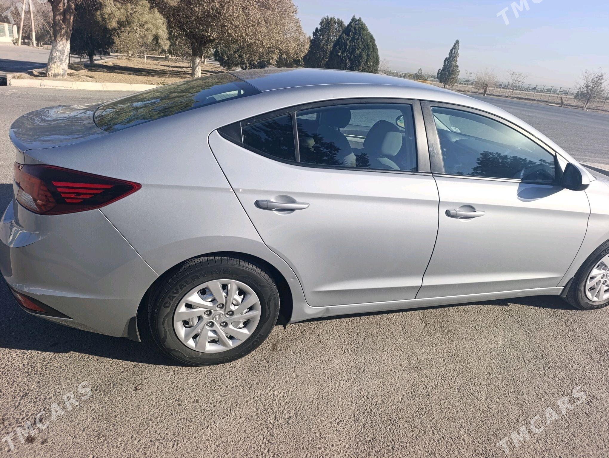 Hyundai Elantra 2020 - 235 000 TMT - Büzmeýin - img 6