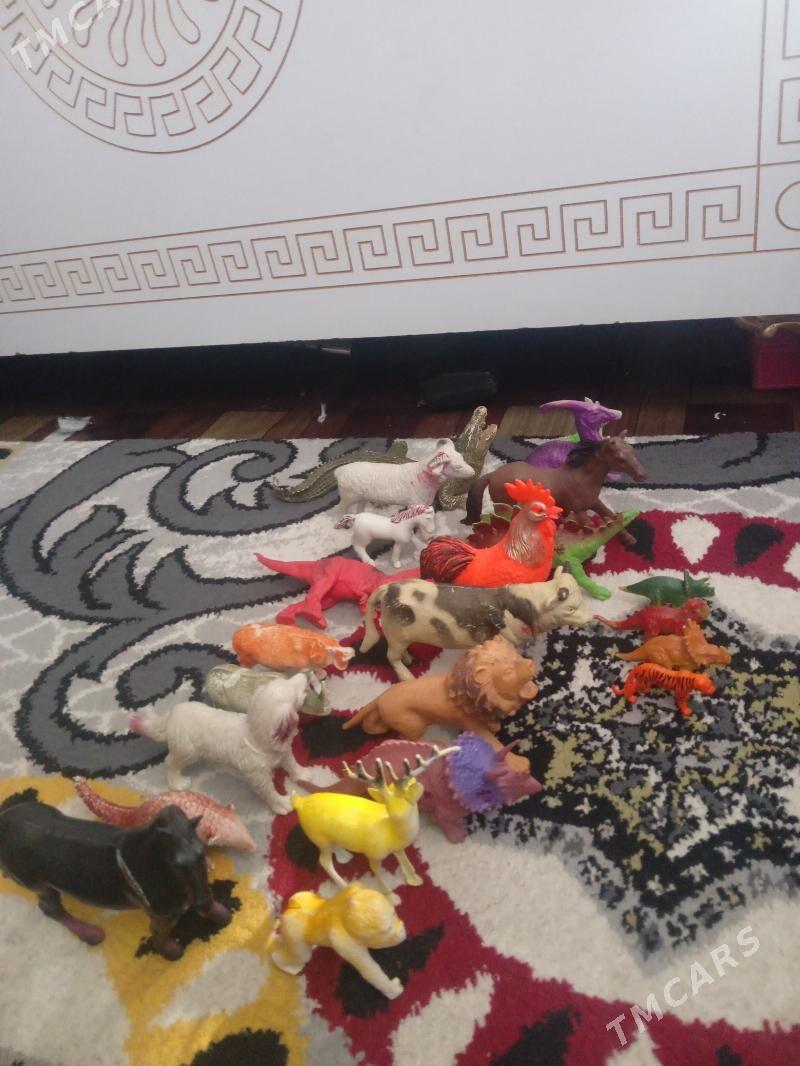 dinozor - 11 mkr - img 1