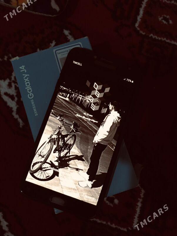 Samsung Galaxy J4 - Sakarçäge - img 3