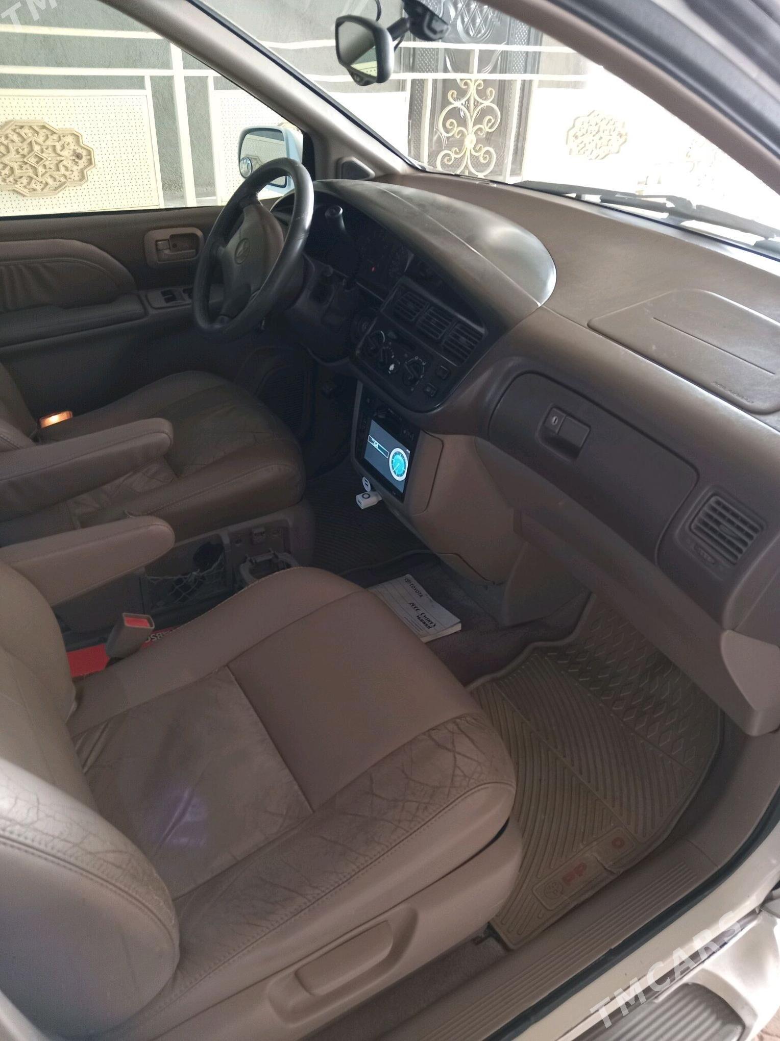 Toyota Sienna 2000 - 200 000 TMT - Байрамали - img 6