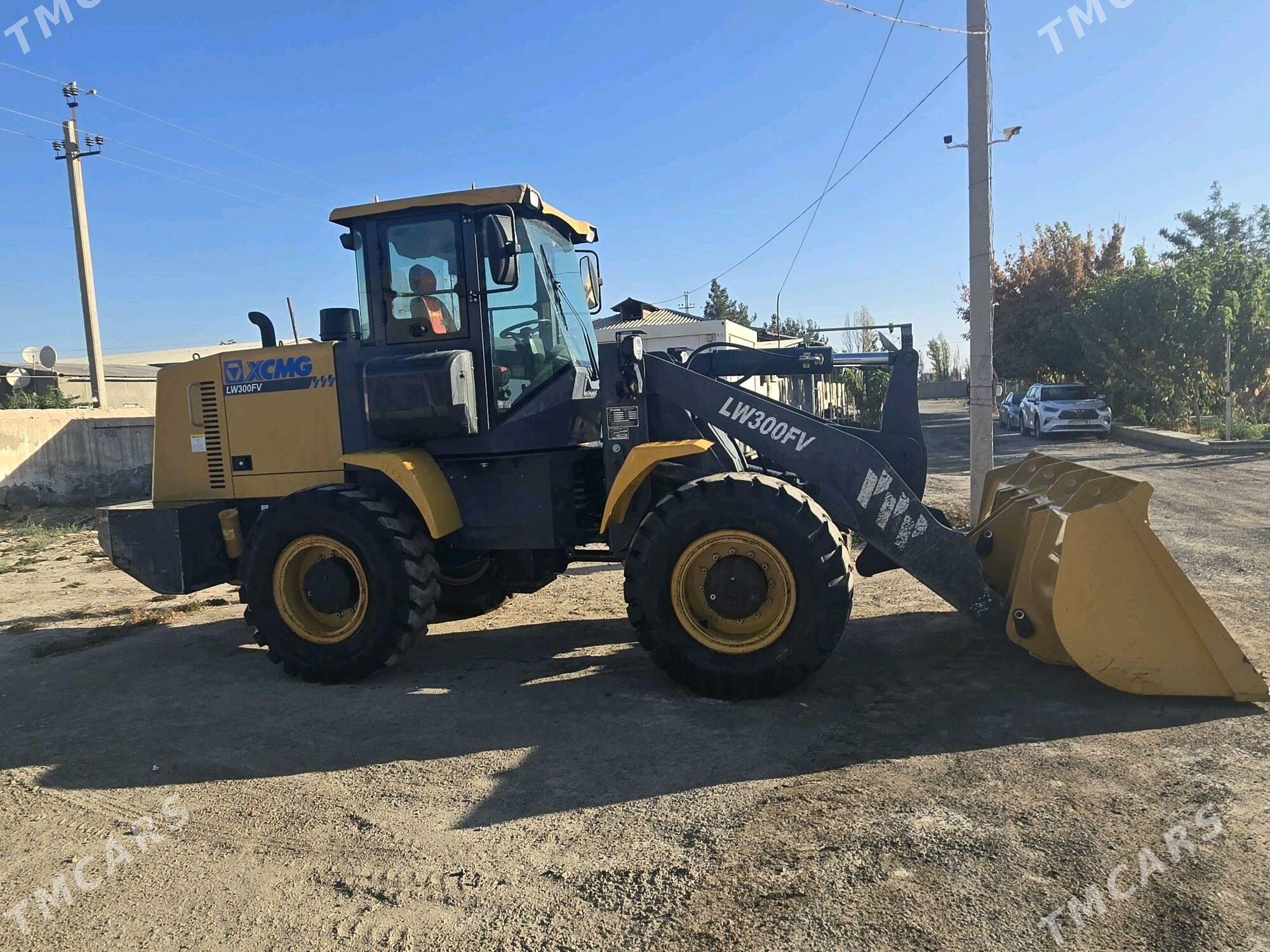 XCMG LW300F 2021 - 500 000 TMT - Mary - img 5