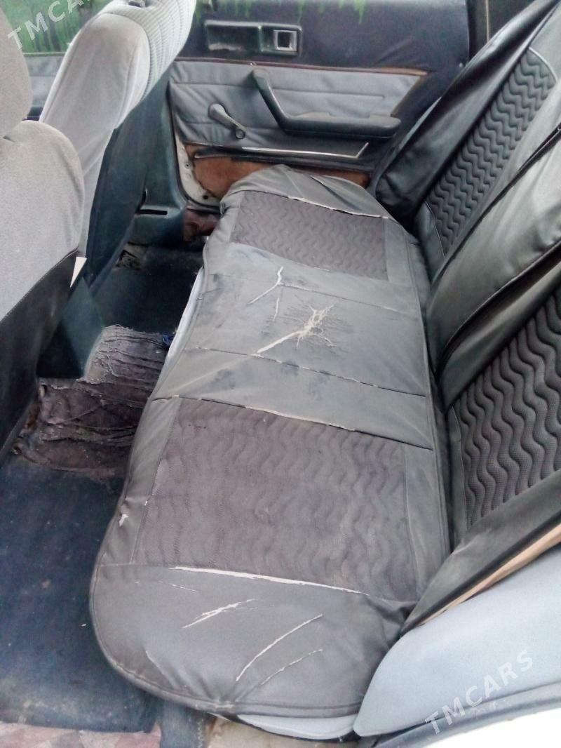 Toyota Mark II 1984 - 8 000 TMT - Ýaşlyk - img 3
