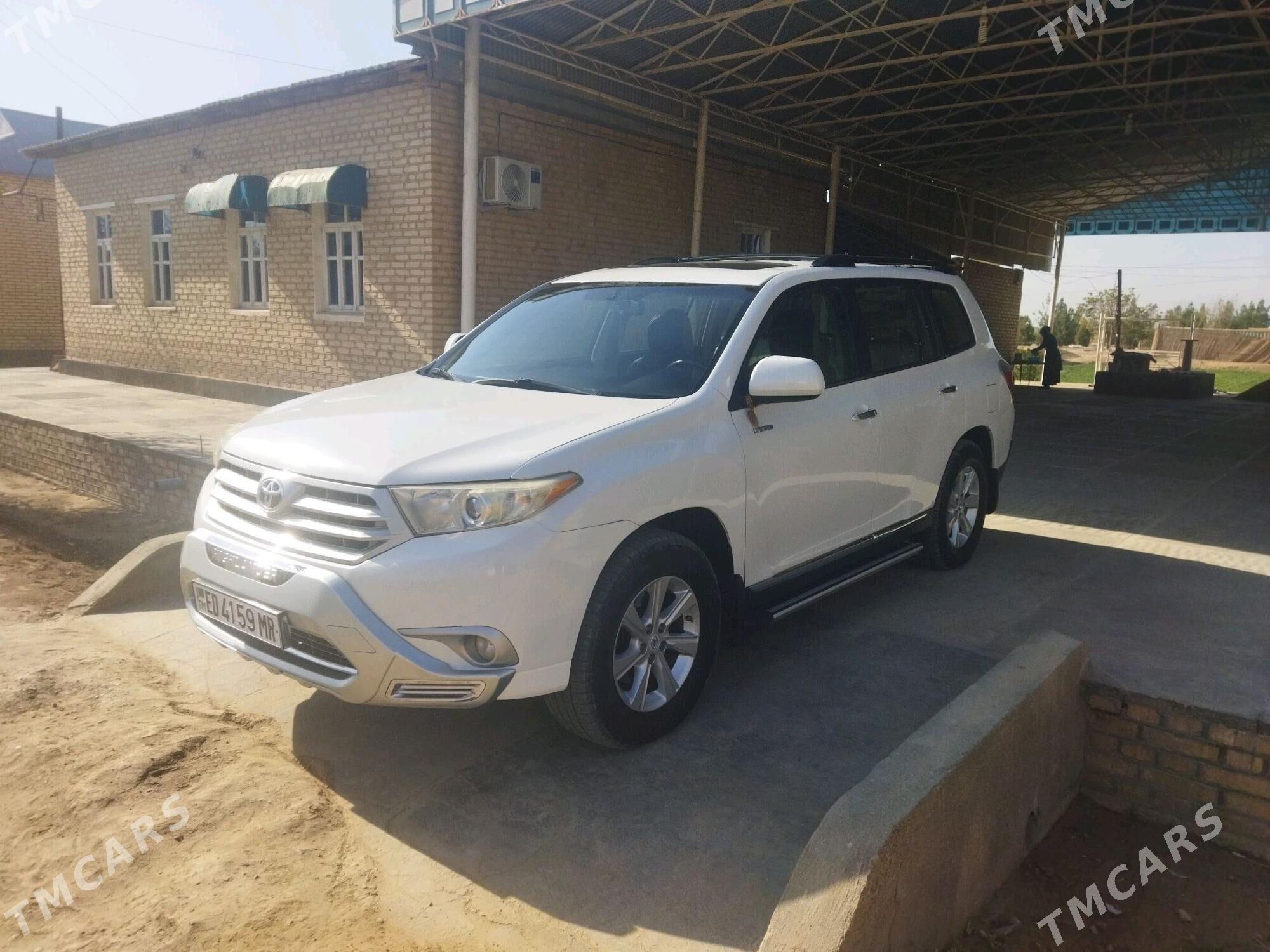 Toyota Highlander 2010 - 350 000 TMT - Baýramaly - img 2
