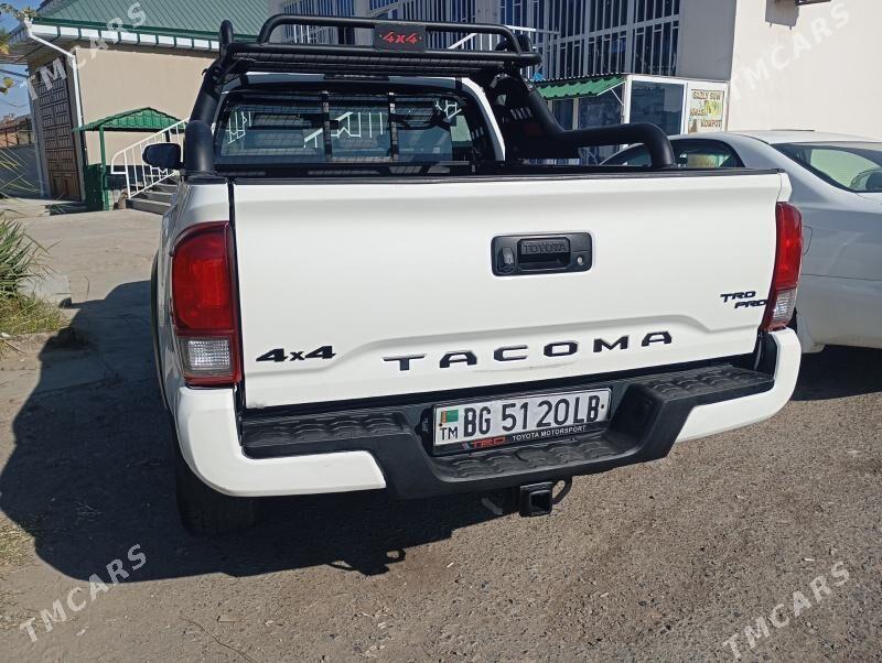Toyota Tacoma 2019 - 400 000 TMT - Туркменабат - img 3