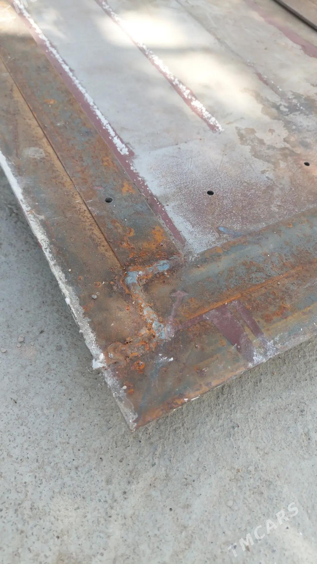 Demir gapy - 30 мкр - img 1