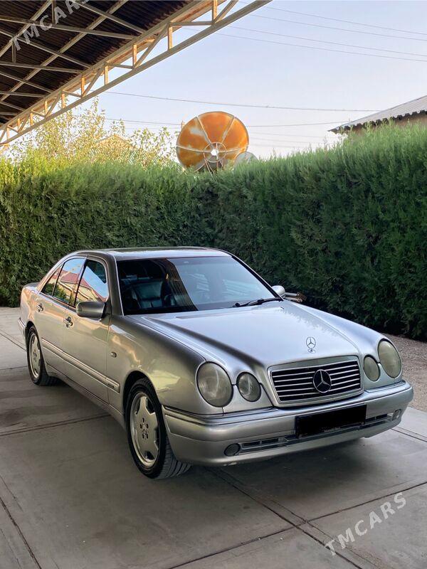Mercedes-Benz E320 2000 - 120 000 TMT - Балканабат - img 2