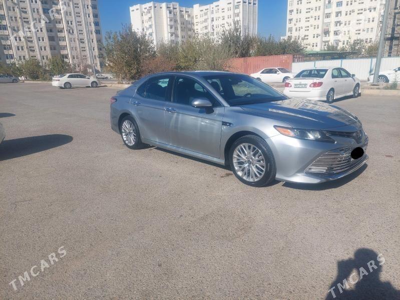Toyota Camry 2018 - 262 000 TMT - Ашхабад - img 2