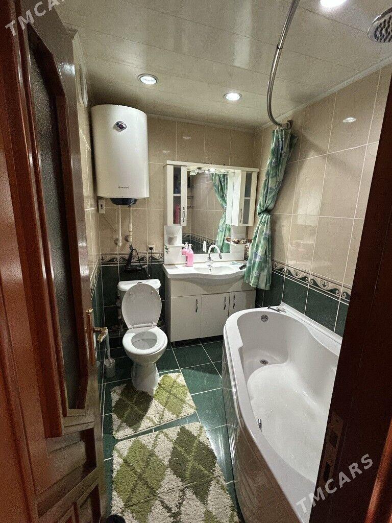 Центр 4 ком 2 этаж 72 м2 - Aşgabat - img 10