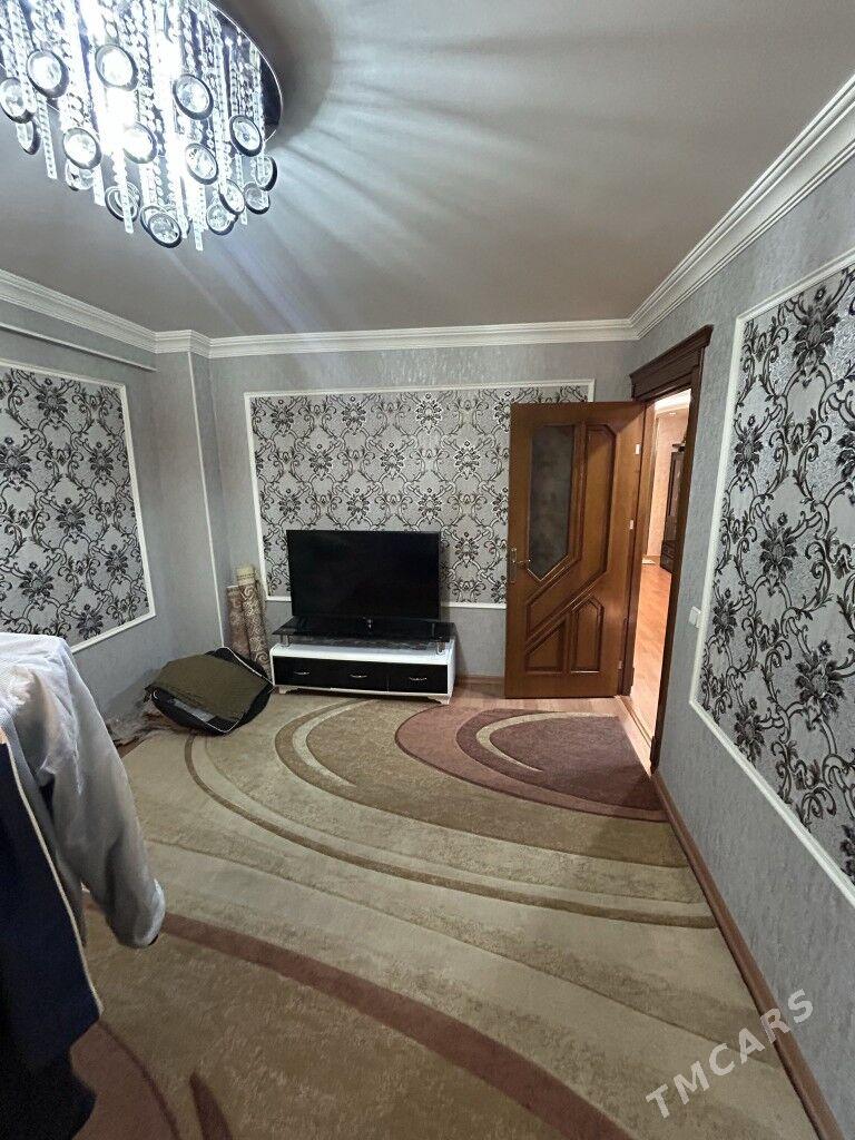 Центр 4 ком 2 этаж 72 м2 - Aşgabat - img 2