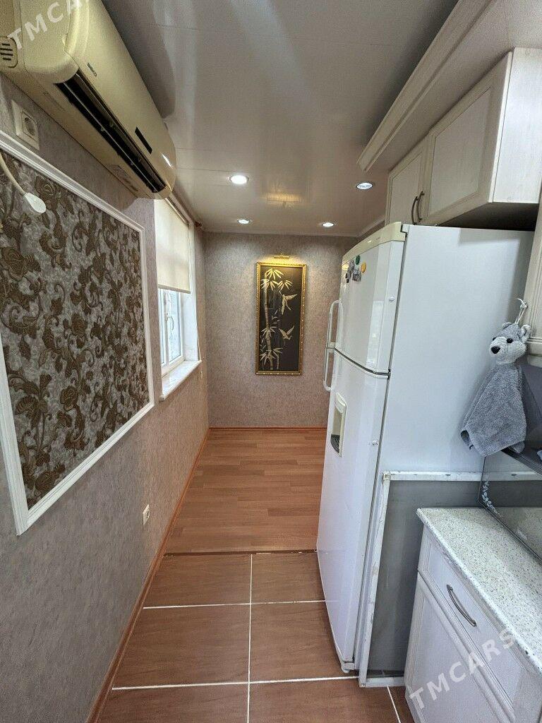 Центр 4 ком 2 этаж 72 м2 - Aşgabat - img 5