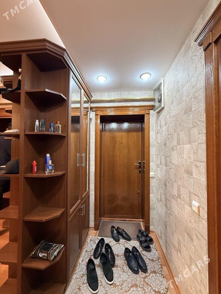 Центр 4 ком 2 этаж 72 м2 - Aşgabat - img 4