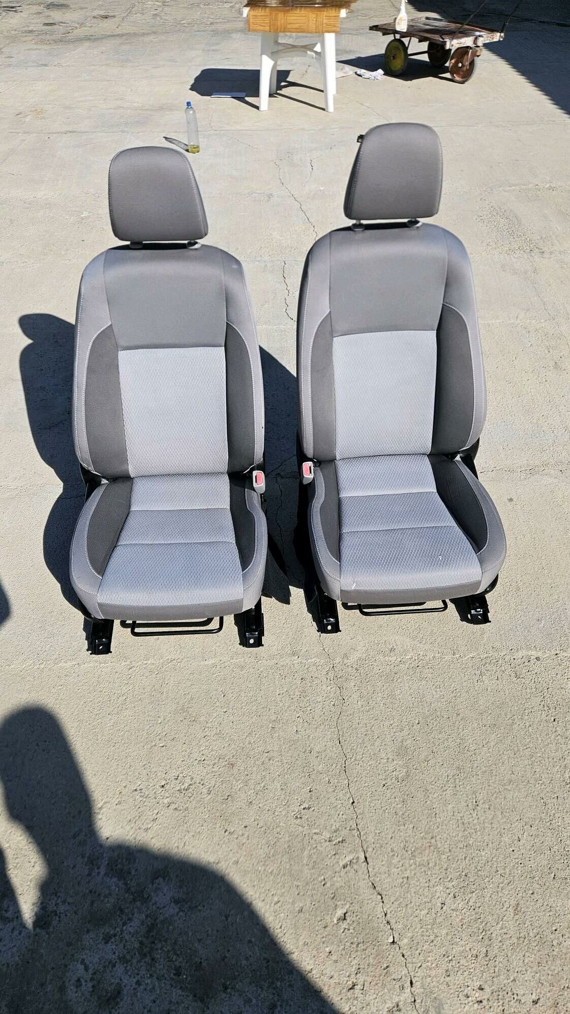 Karolla 2019 sidenya 3 000 TMT - Кëши - img 3