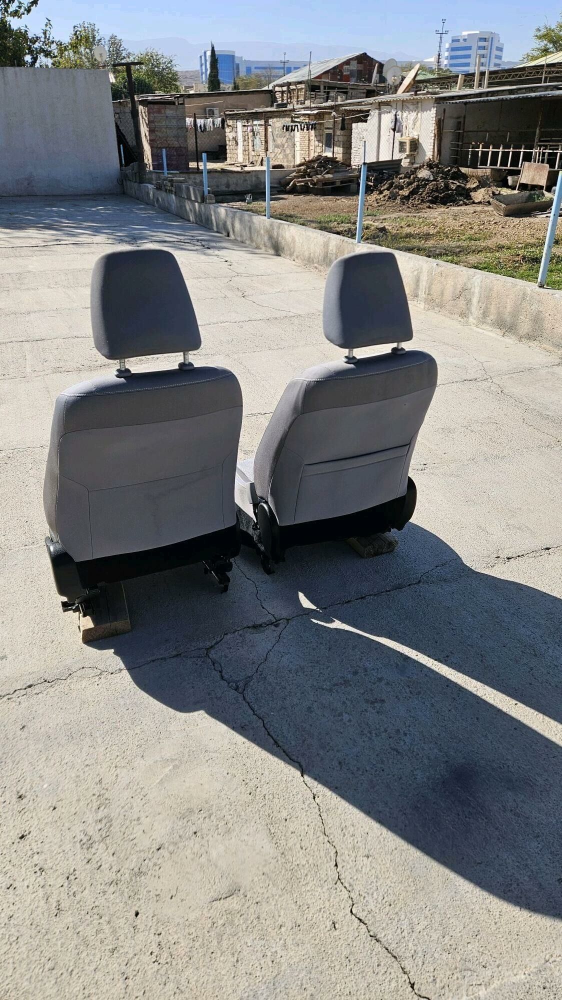 Karolla 2019 sidenya 3 000 TMT - Кëши - img 5