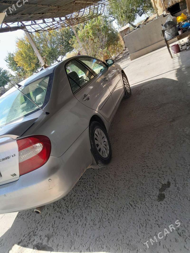 Toyota Camry 2005 - 135 000 TMT - Достлук - img 4