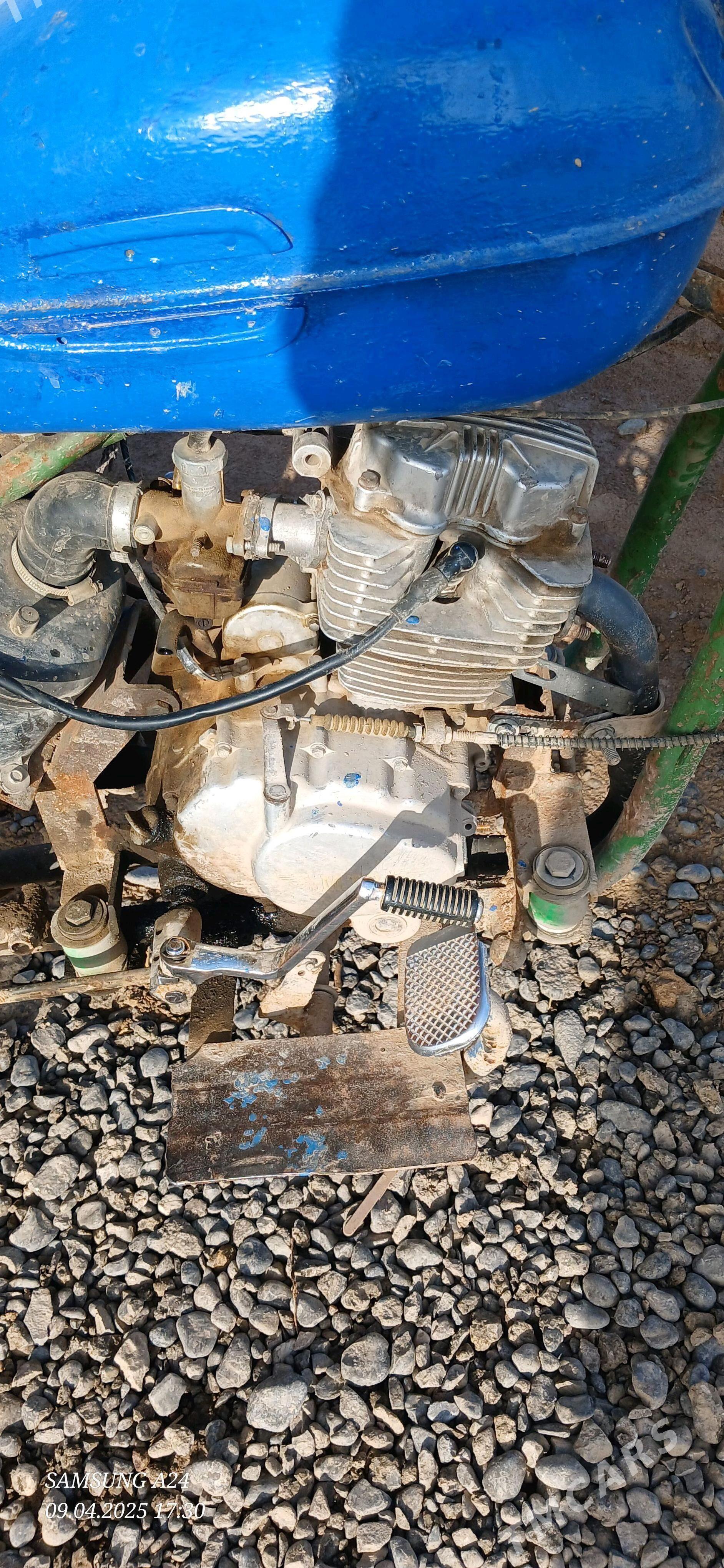 Fekon FK200-14G 2011 - 7 000 TMT - Теджен - img 4