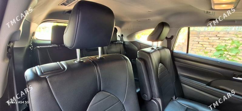 Toyota Highlander 2020 - 500 000 TMT - Сейди - img 5