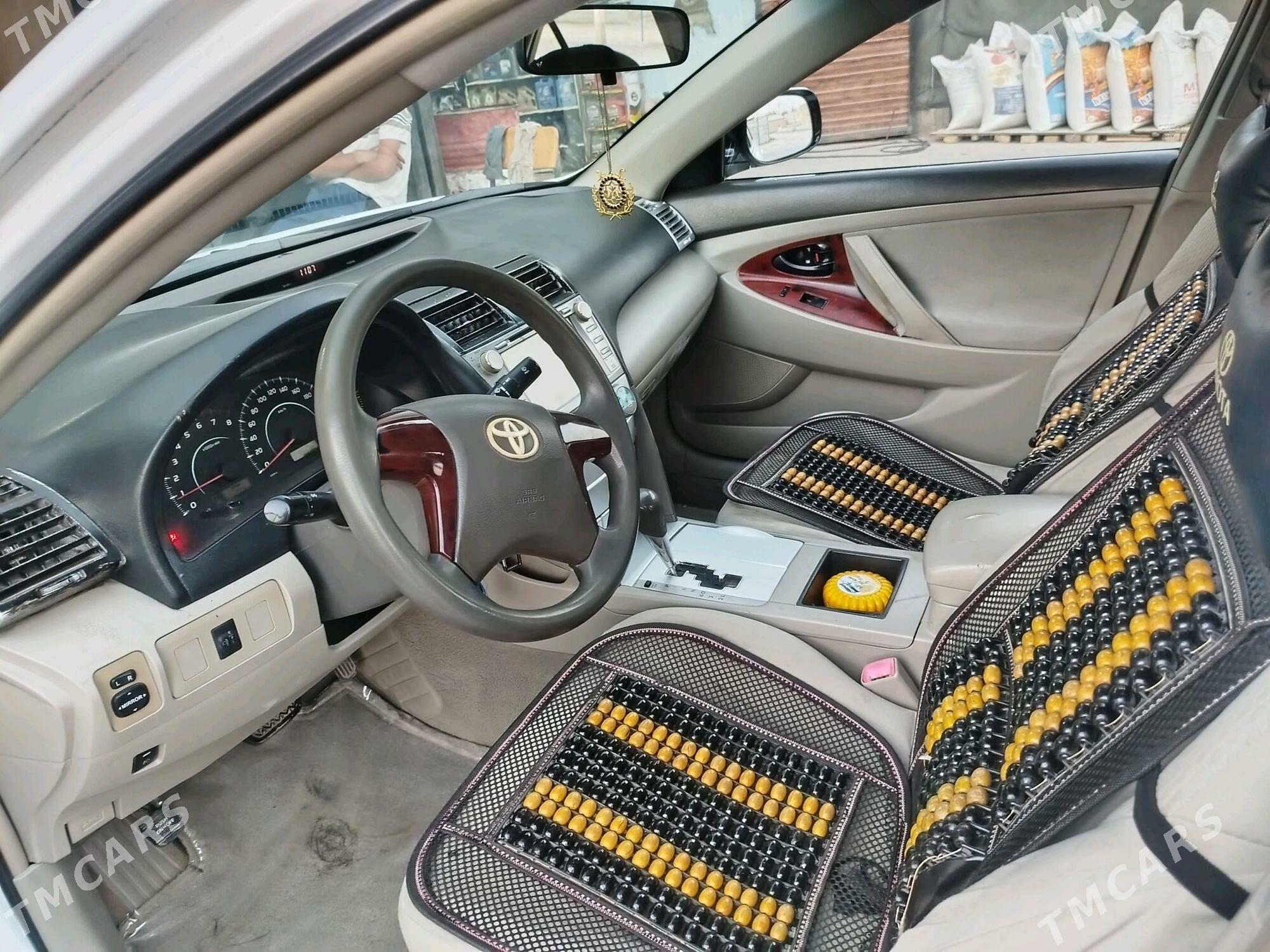 Toyota Camry 2008 - 130 000 TMT - Мургап - img 3