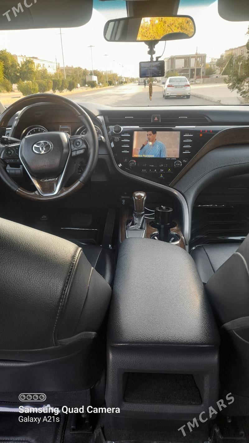 Toyota Camry 2018 - 300 000 TMT - Балканабат - img 4