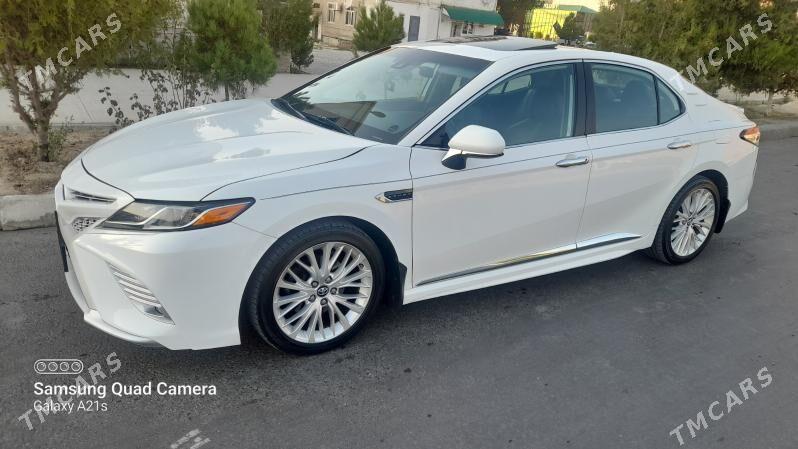 Toyota Camry 2018 - 300 000 TMT - Балканабат - img 1