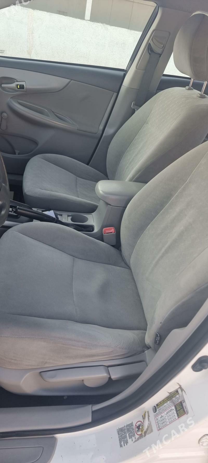 Toyota Corolla 2010 - 150 000 TMT - Ашхабад - img 9