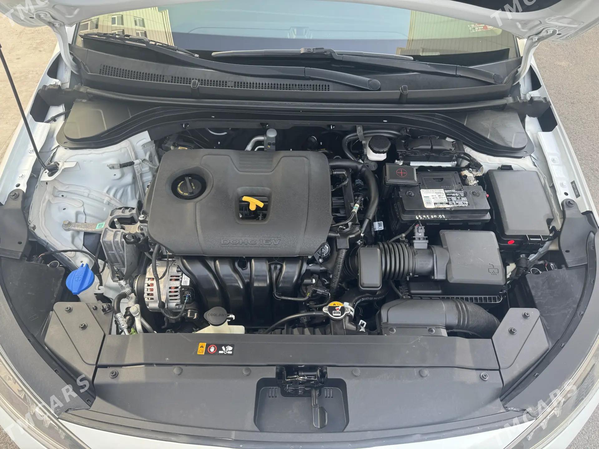 Hyundai Elantra 2020 - 250 000 TMT - Мары - img 7