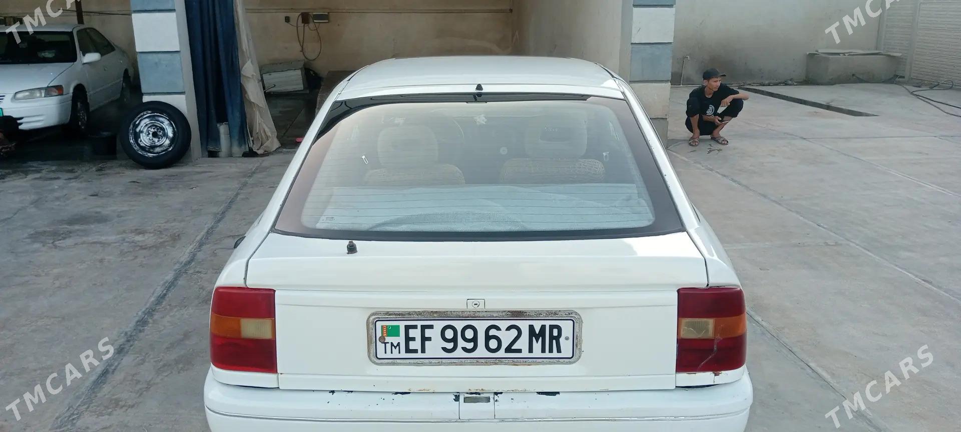 Opel Vectra 1990 - 25 000 TMT - Мургап - img 3