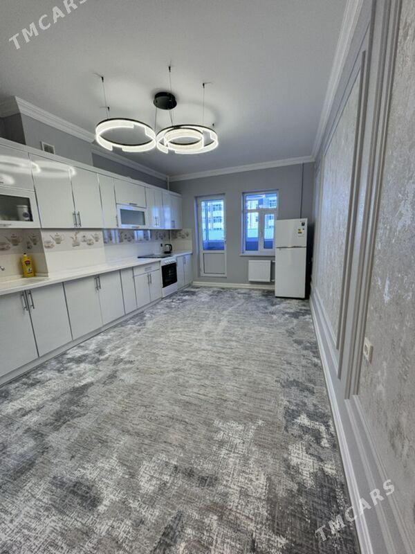 40 dom 1etaj 4kom lyuks - Туркменабат - img 5