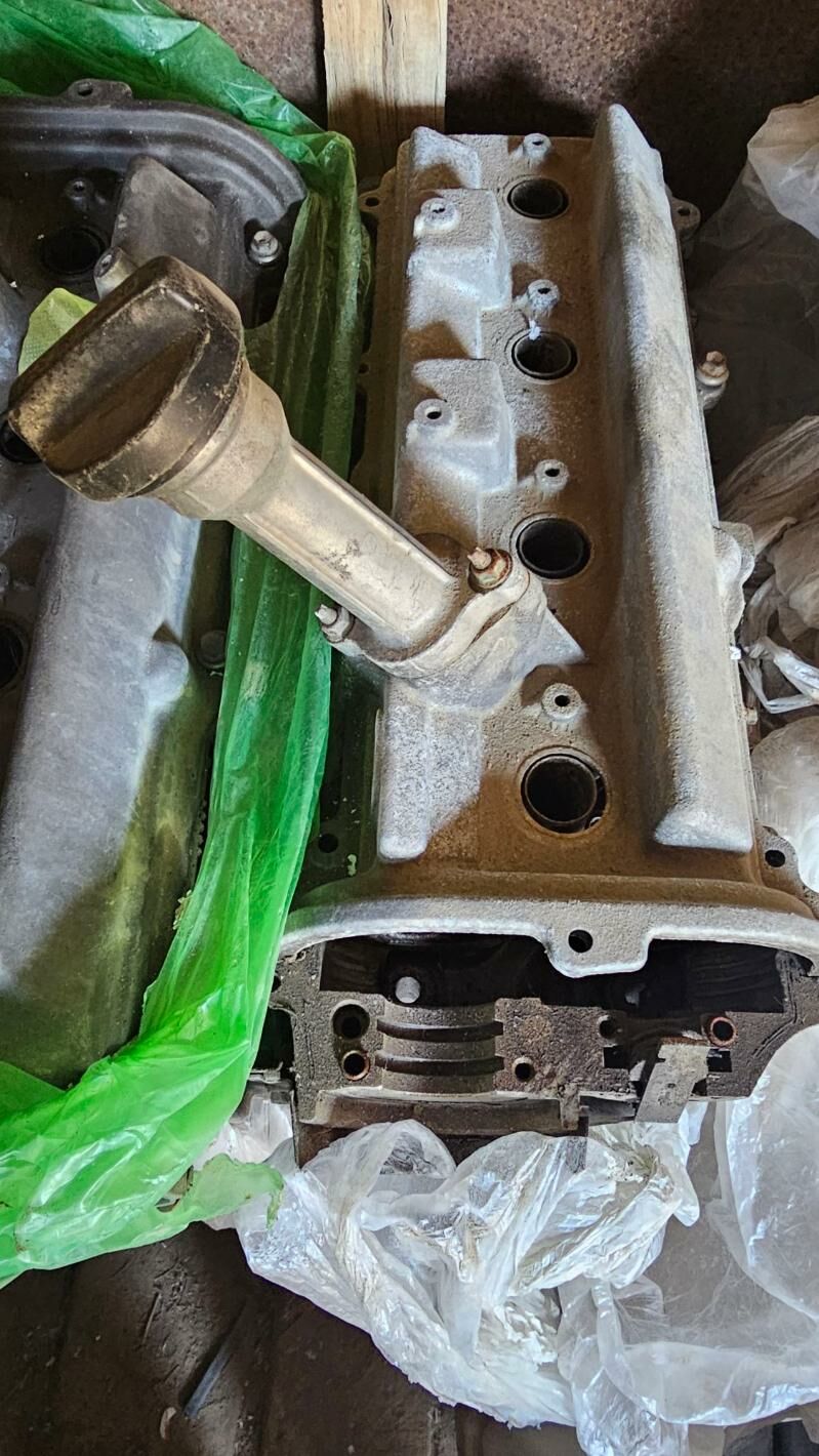 головки от мотора 1 uz -fe/4L 3 000 TMT - Хазар - img 1