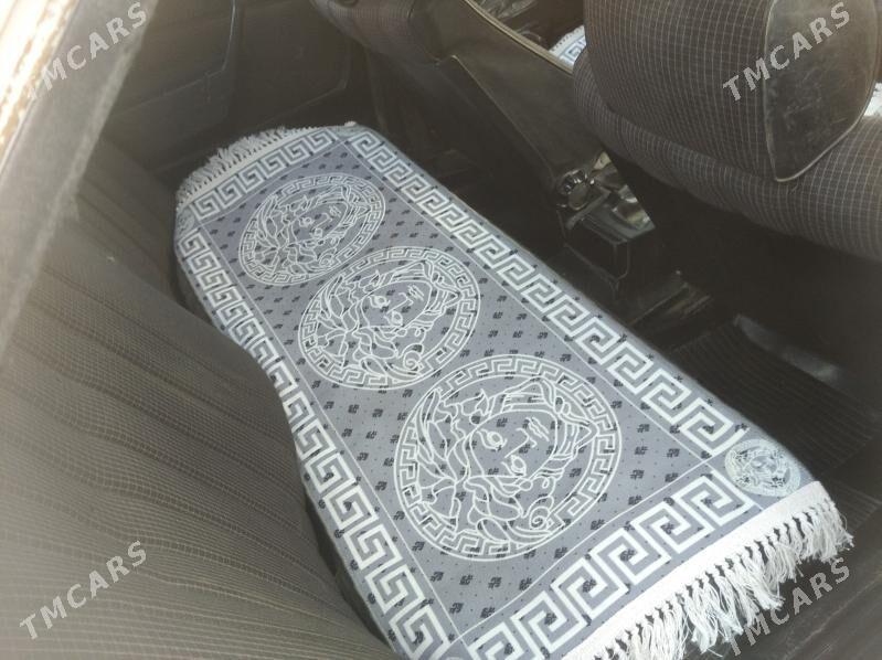 Mercedes-Benz 190E 1988 - 18 000 TMT - Bäherden - img 2