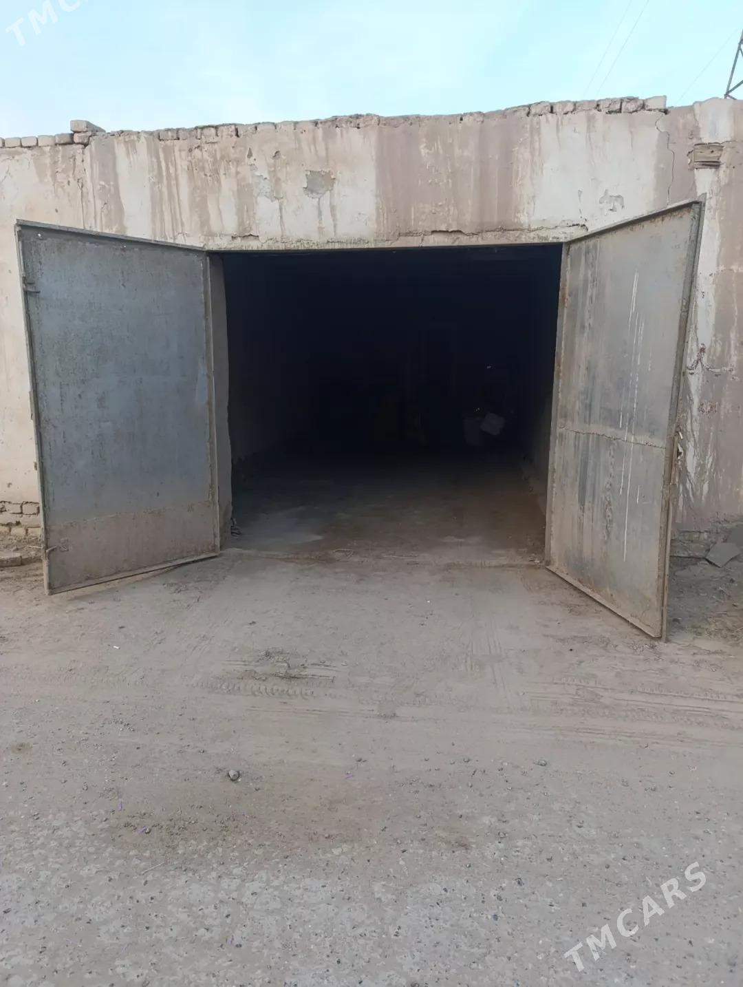 garaj,гараж. - Дашогуз - img 1