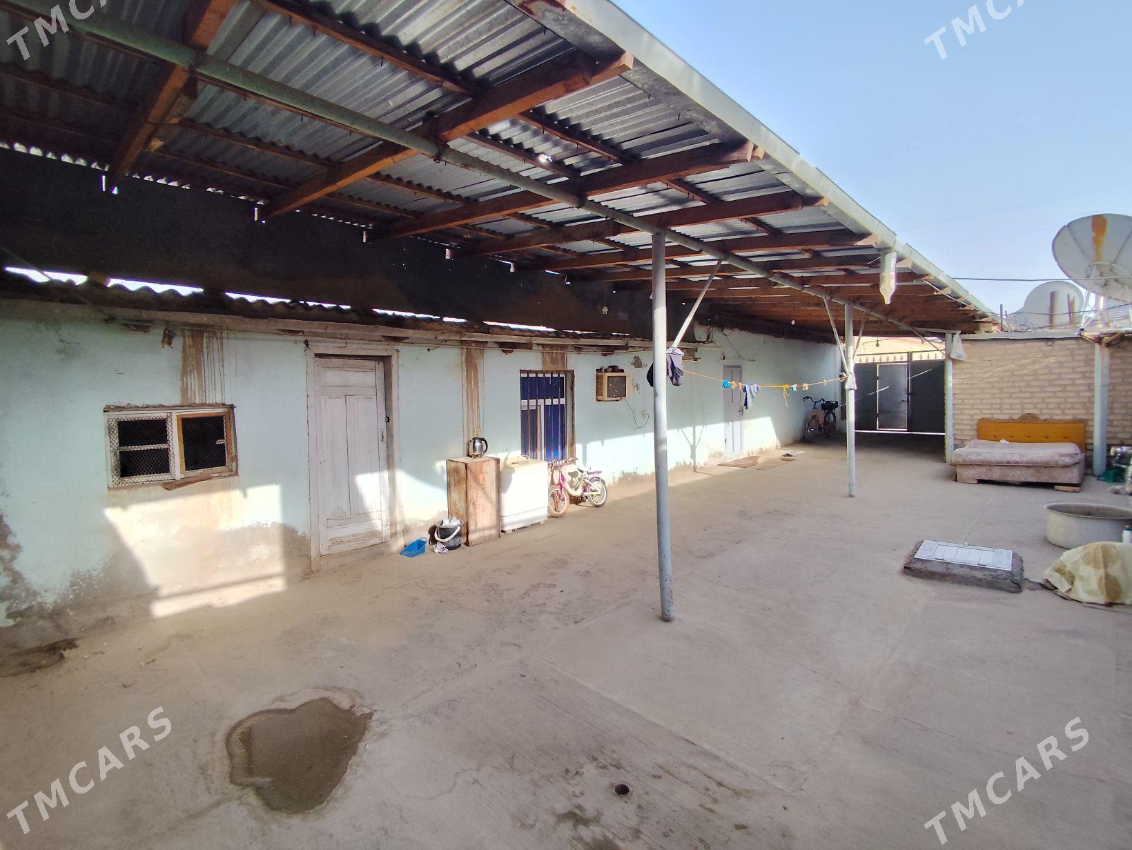 Jay - Sarahs - img 8