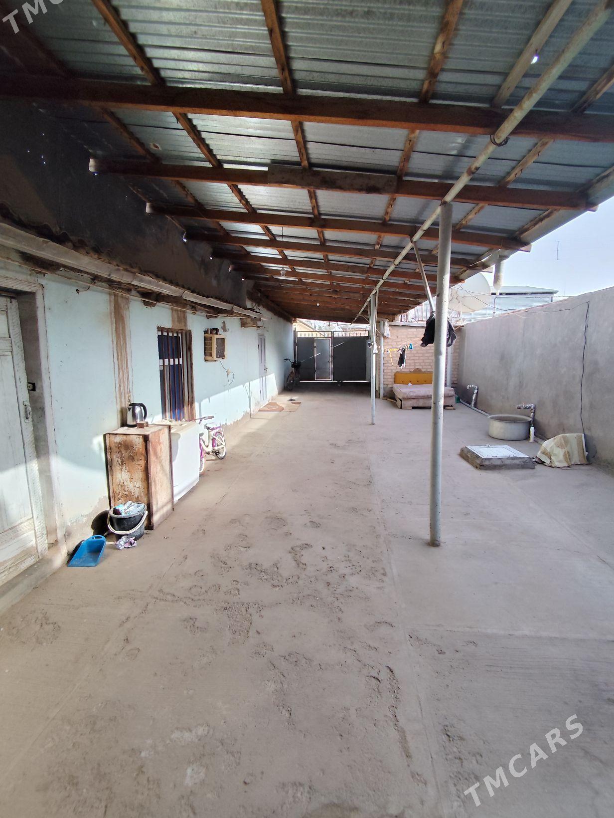 Jay - Sarahs - img 9